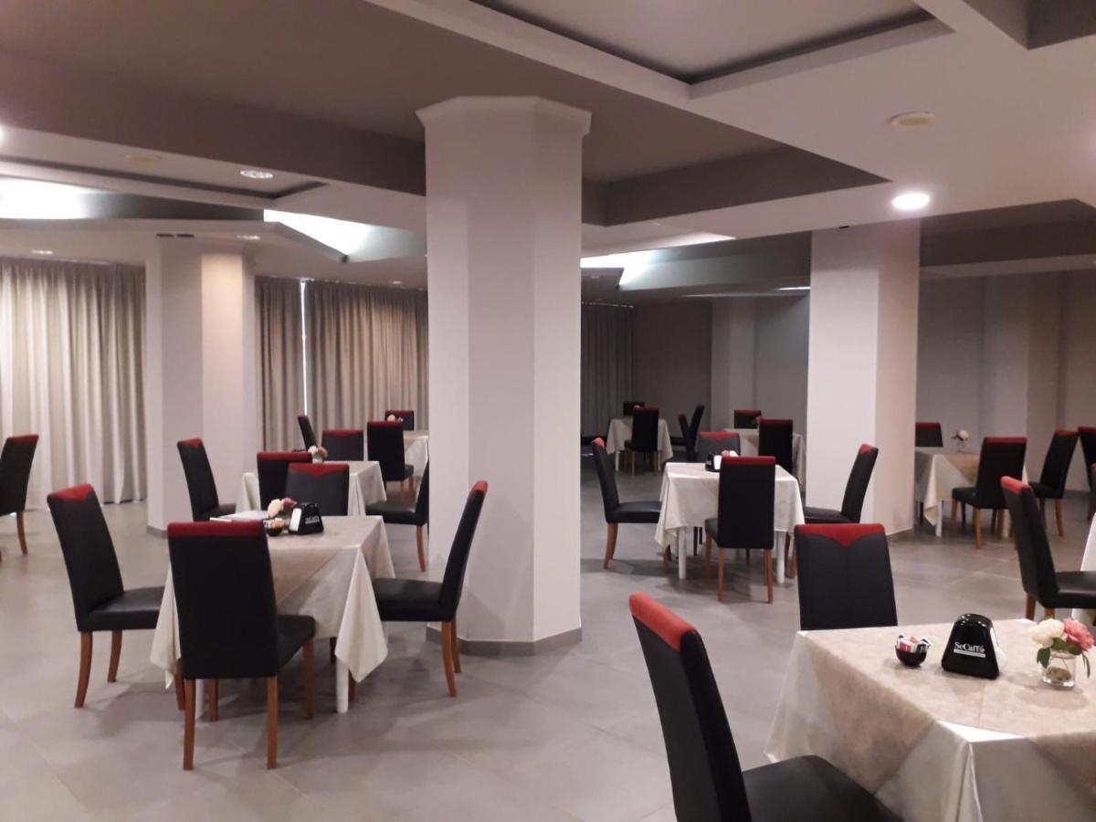 Hotel Le Ceramiche Монтальто-Уффуго Екстер'єр фото