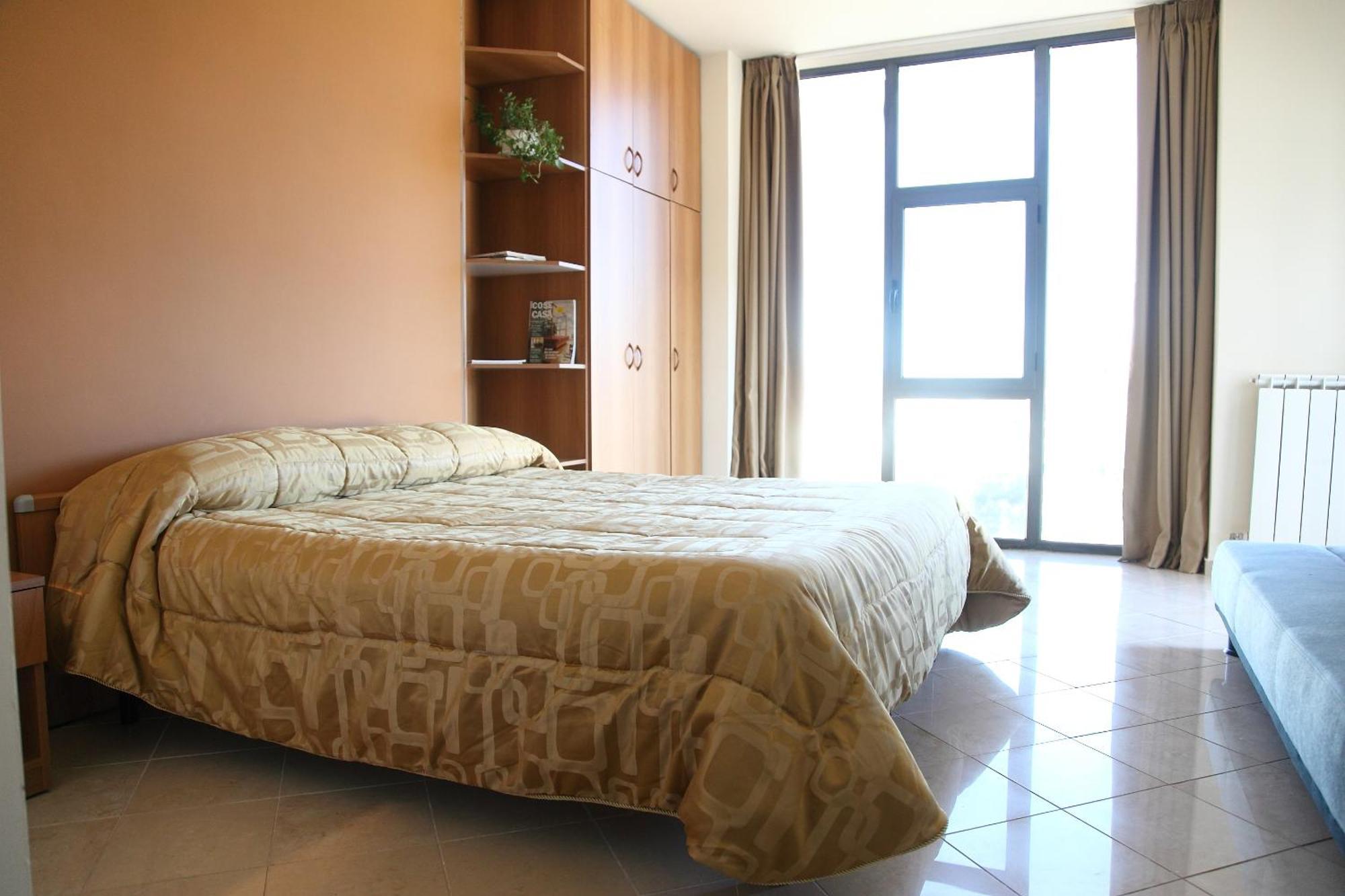 Hotel Le Ceramiche Монтальто-Уффуго Номер фото